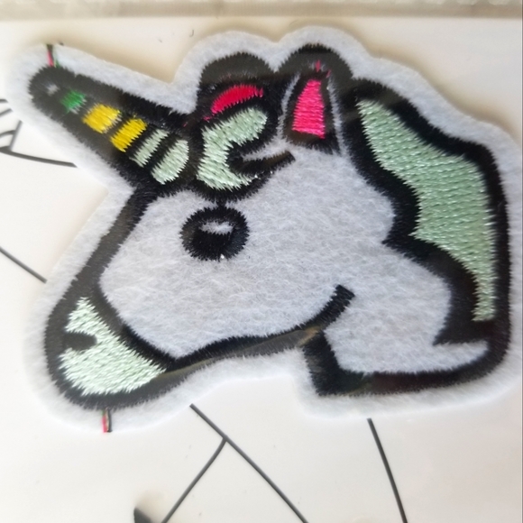 May Collection Set of Patches Unicorn, Heart Wings, &  Gold Star Patches NWT - Picture 2 of 4